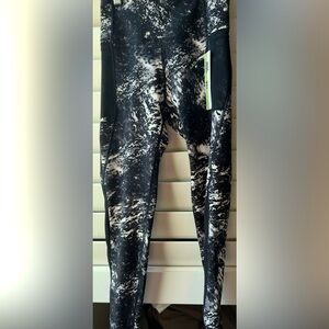 Nicole Miller - NWT- Black - Sport Legging - Small - Sheer Side Pockets